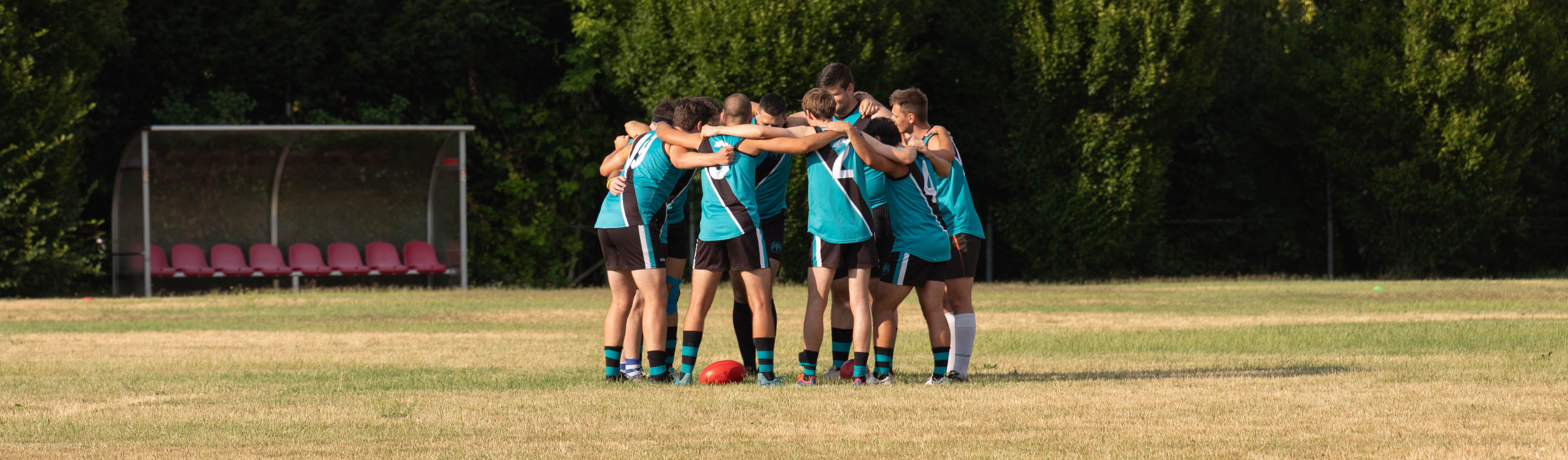 Budapest Bats team huddle before a match